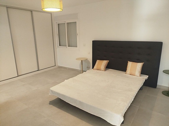 Villa med 4 soverom og separat leilighet - Totalrenovert og innflytningsklar i Campo Mijas