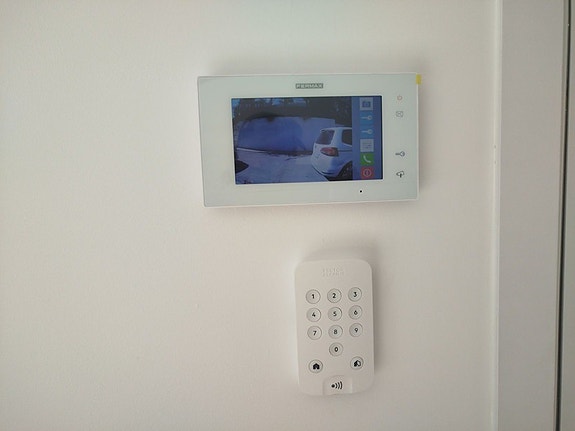 Villa med 4 soverom og separat leilighet - Totalrenovert og innflytningsklar i Campo Mijas