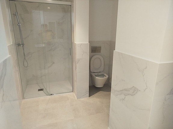 Villa med 4 soverom og separat leilighet - Totalrenovert og innflytningsklar i Campo Mijas