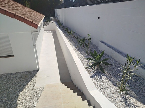 Villa med 4 soverom og separat leilighet - Totalrenovert og innflytningsklar i Campo Mijas