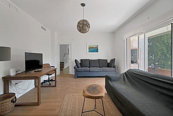 Innholdsrik villa med 5 soverom og stort uteområde - Fredelig beliggenhet i Torremuelle