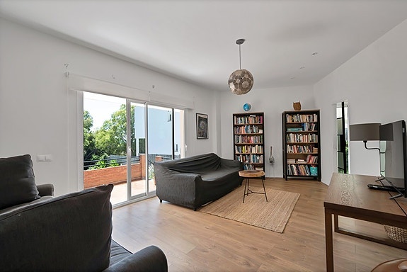 Innholdsrik villa med 5 soverom og stort uteområde - Fredelig beliggenhet i Torremuelle