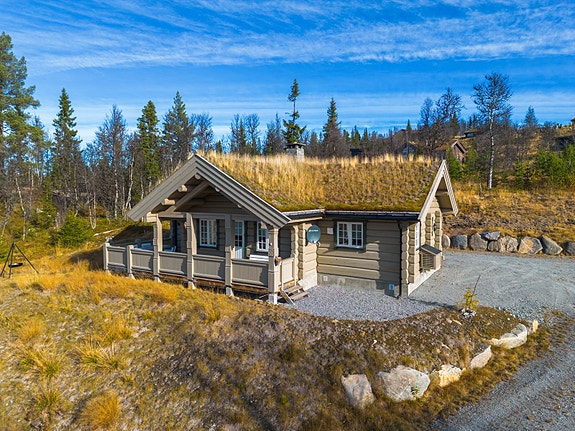 Velkommen til Bjødnahølet 26, en fritidseiendom presentert av EiendomsMegler 1 Fjellmegleren! Foto: Qmarketing Photo (Ingvild Sveen Joplassen)