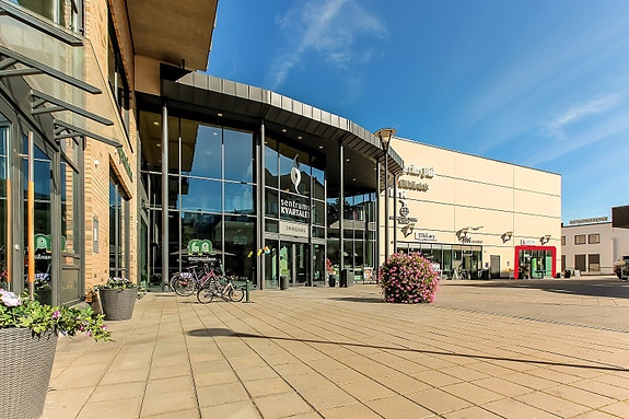 Sentralt i sentrum med egen p kjeller