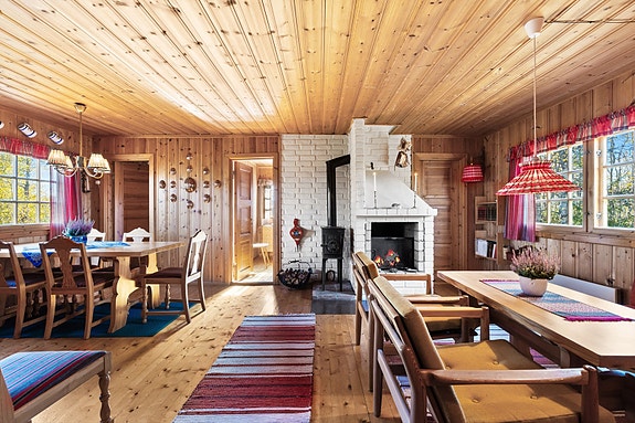 Fjellmegleren har gleden av å presentere Heimskardvegen 31. Foto: Aurelijus Norvaisas.