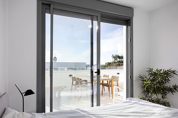 Penthouse med 3 soverom, stor terrasse og havutsikt - New Golden Mile