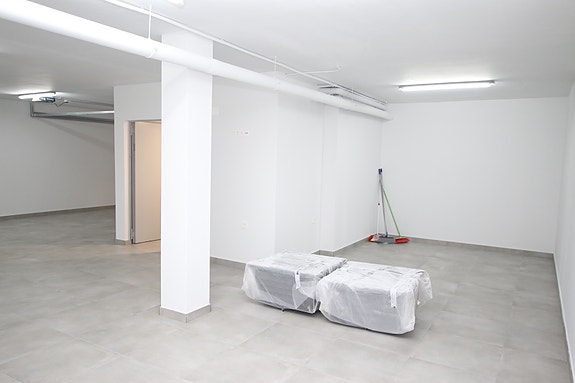 Eksklusiv siste enhet! Villa med 3 soverom, kjeller, takterrasse og privat basseng