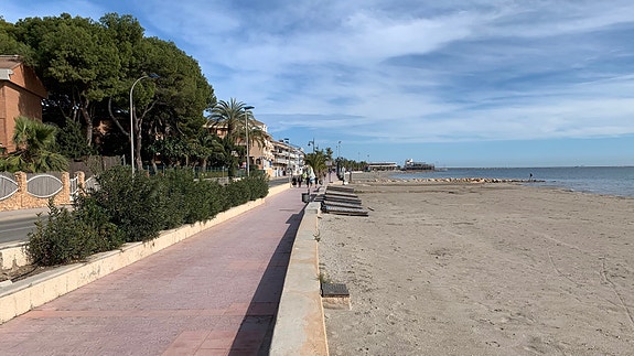 Ny bolig med 3 soverom og eget basseng  | Flott uteplass og mulighet for takterrasse