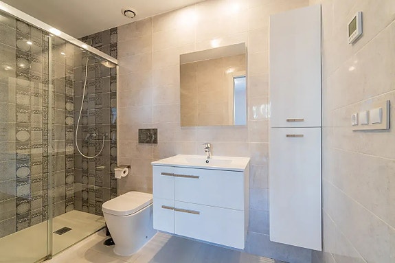 Leilighet med turistlisens - Terrasse, basseng og parkering i Secreto de la Zenia