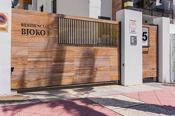 Eksklusiv penthouse med 3 soverom - Takterrasse med panoramautsikt - Like ved stranden