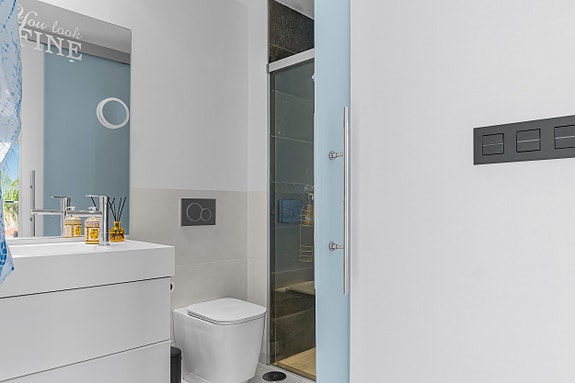 Eksklusiv penthouse med 3 soverom - Takterrasse med panoramautsikt - Like ved stranden