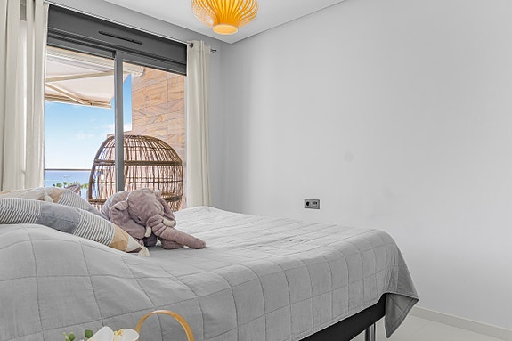 Eksklusiv penthouse med 3 soverom - Takterrasse med panoramautsikt - Like ved stranden