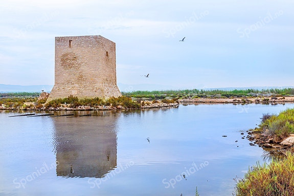 Nøkkelferdig! Rekkehus med 3 soverom og 2 bad | Uteplass med eget privat basseng | Takterrasse | Møblert!