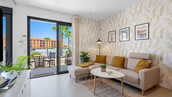 Klar til innflytting | Eksklusiv hjørne-penthouse med 3 soverom og 2 bad | Takterrasse med utekjøkken