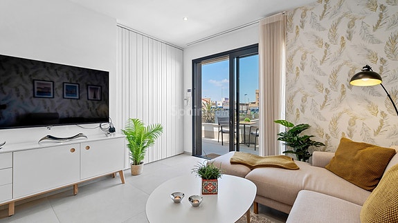 Klar til innflytting | Eksklusiv hjørne-penthouse med 3 soverom og 2 bad | Takterrasse med utekjøkken