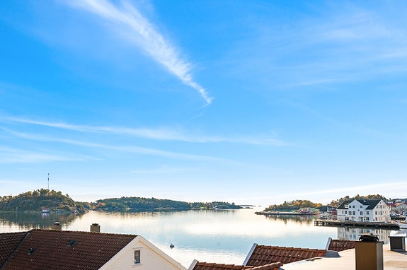 Bioddgaten 9 - Leilighet med flott utsikt over idylliske og vakre omgivelser.