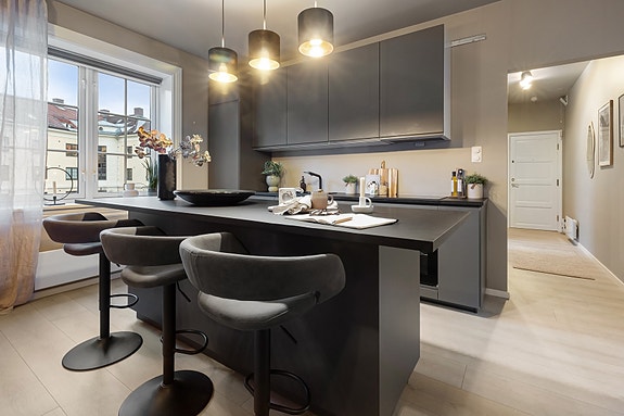 Velkommen til Knud Graahs gate 1, presentert av Morten v/ EIE eiendomsmegling. Foto: ZOVENFRA