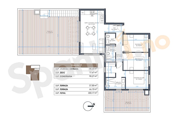 Toppleilighet nær stranden | 3 soverom og 3 bad | Høye kvaliteter | Attraktiv beliggenhet