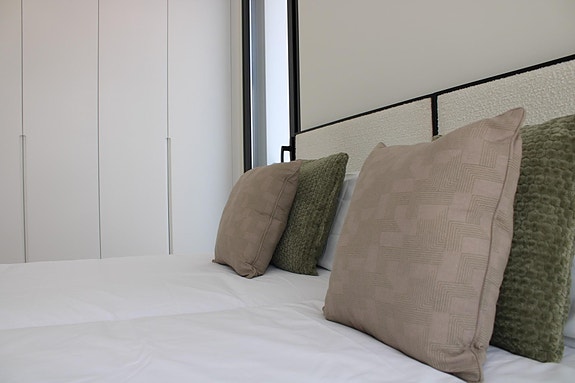 Nøkkelferdig villa med 3 soverom, privat basseng og takterrasse -  300 m til strand