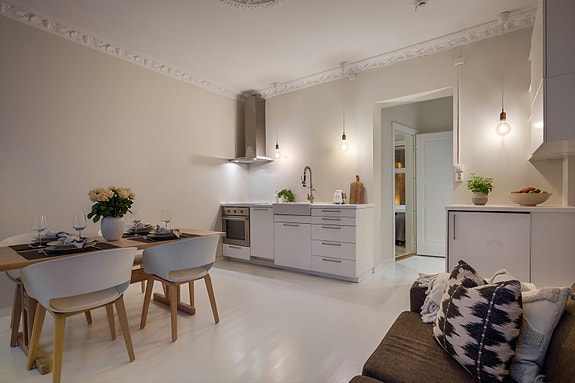 Velkommen til Industrigata 55A, en lys og lekker 3-roms leilighet i en klassisk bygård.