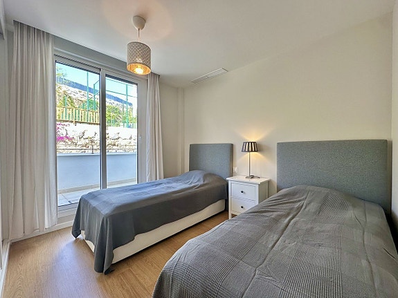 Eksklusiv penthouse med 3 soverom og 2 bad - Fellesområde med spa, trening, lekeplass og paddle baner -Panoramautsikt