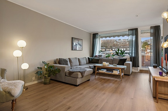 DNB Eiendom ved Sara Fredriksen Johnsen har gleden av å presentere Karolinerveien 1C!