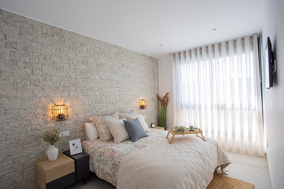 Toppmoderne leilighet med stor terrasse - 2 soverom og 2 bad - Flott fellesområde