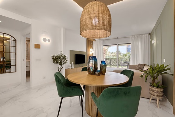 Ny leilighet med eksklusive kvaliteter | 3 soverom | Stor terrasse med utsikt | Parkering | Like ved sjøen