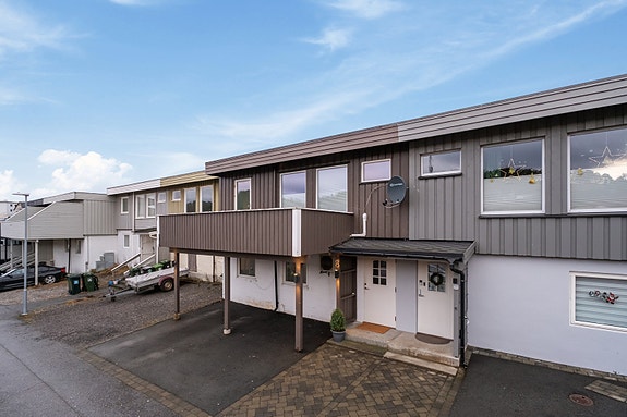 Aktiv Eiendomsmegling v/ Gunnar A. Kjønnøy har gleden av å presentere Kruttstien 8! Foto: André Tomas Ormset-Paredes