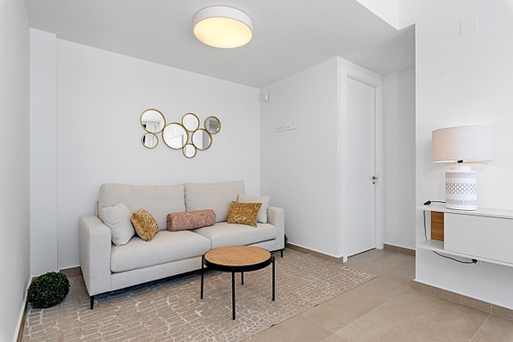 Lekker villa med takterrasse og privat basseng - 3 soverom, gangavstand til strand