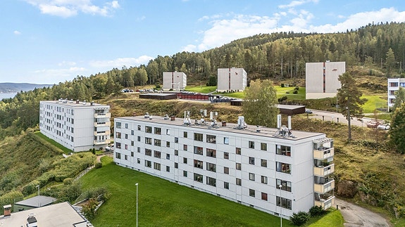 Kort vei til marka med gode turmuligheter sommer som vinter.