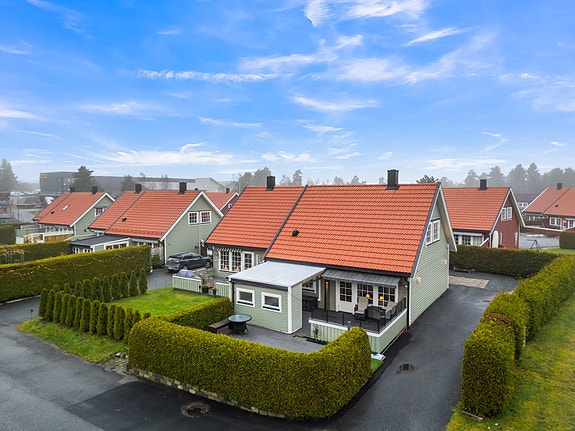 Velkommen til Kløvningkroken 11A - Presentert av EiendomsMegler1 ved Frode Eriksen