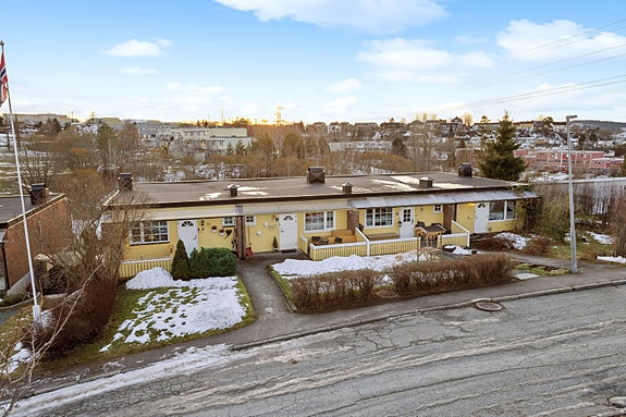 Velkommen til Albertine Wærness veg 12!