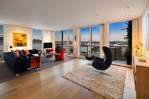 PrivatMegleren v/ Eiendomsmegler MNEF Erlend Haglund presenterer Sverdrups gate 9 leilighet 502 for salg.