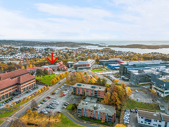 Eiendomsmegler Norge, avd. næring har gleden av å kunne tilby for leie flotte kontorlokaler i Teknologiparken Grimstad..jpg