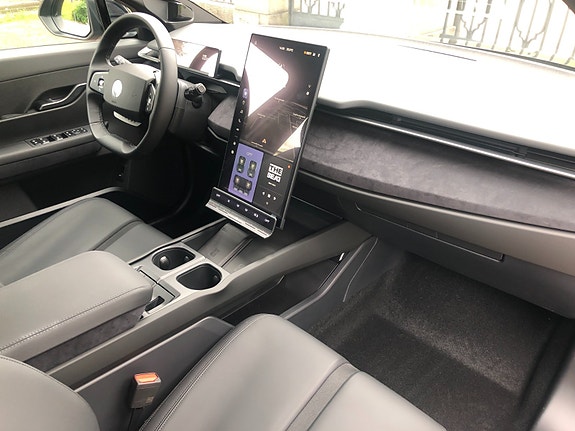 Fisker Ocean 10 of 22