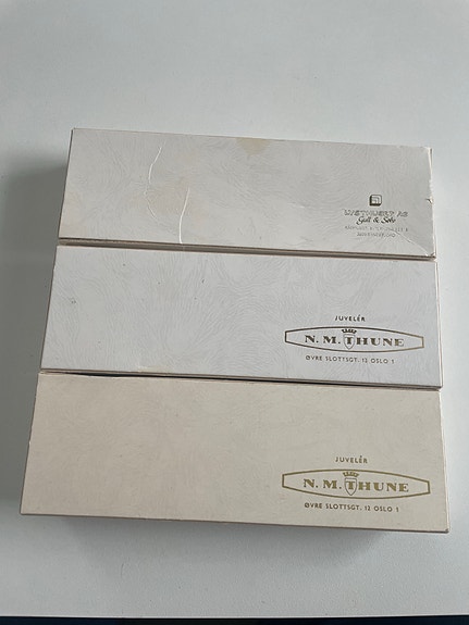 Product image 1 of 5