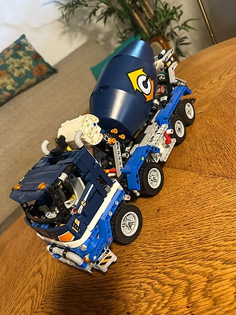 LEGO Technic - Sementbil