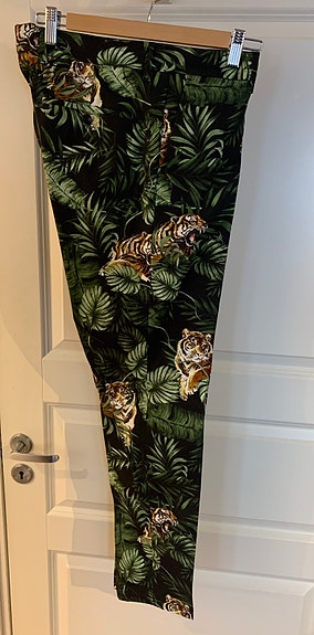 Product image 1 of 7