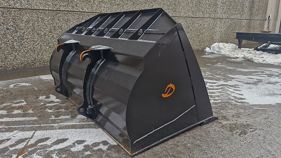 DØLEN 2,6m³ m/Bolt on steel