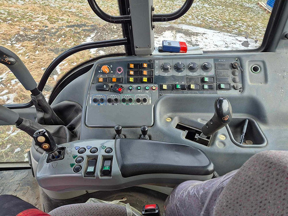 Valtra T190 fronthydraulikk/PTO/laster 2007, kr 559 000,-