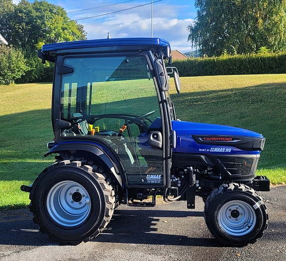 Farmtrac 26 MT 9+3 og Hytte 2 of 5