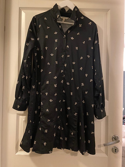 Product image 1 of 7