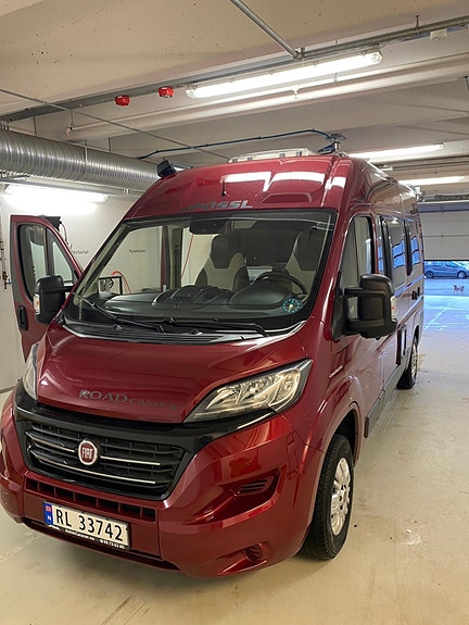 Pøssl Camp R 540 (City Campervan) 2 of 5