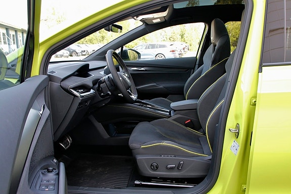 Skoda Enyaq RS 6 of 30