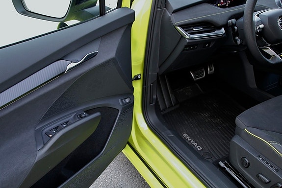 Skoda Enyaq RS 14 of 30