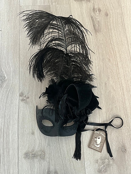Product image 1 of 5