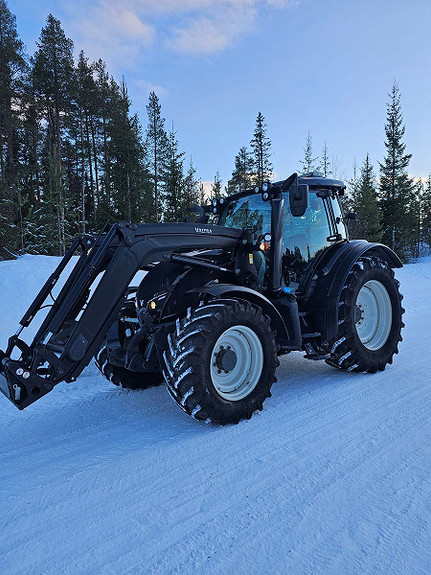 Valtra N174 Versu 2017, kr 945 000,-