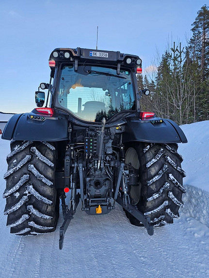 Valtra N174 Versu 2017, kr 945 000,-