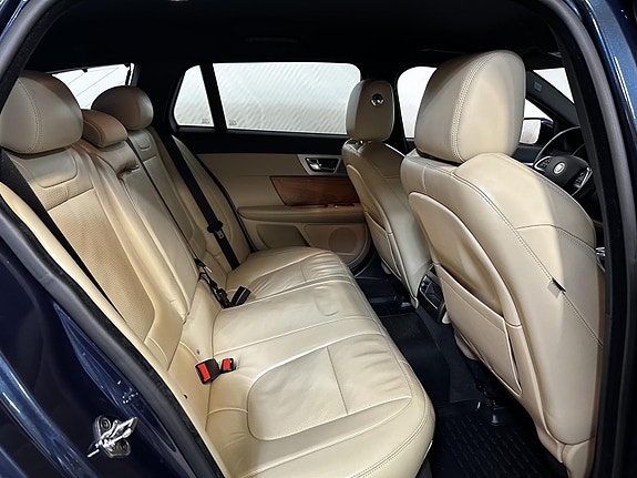 Jaguar XF 15 of 20